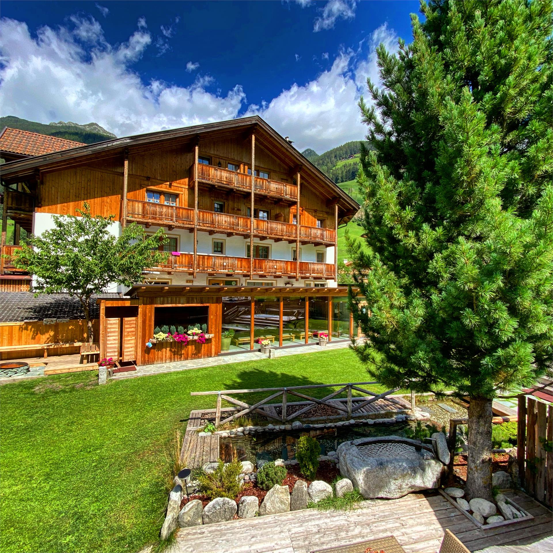 Löfflerblick Apartments & Wellness Ahrntal 28 suedtirol.info
