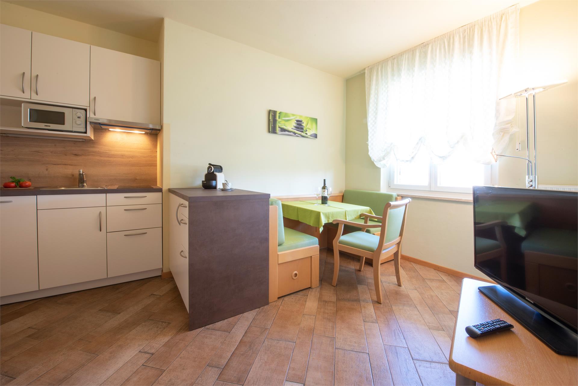 Landhaus Heinrich Kaltern an der Weinstraße/Caldaro sulla Strada del Vino 9 suedtirol.info