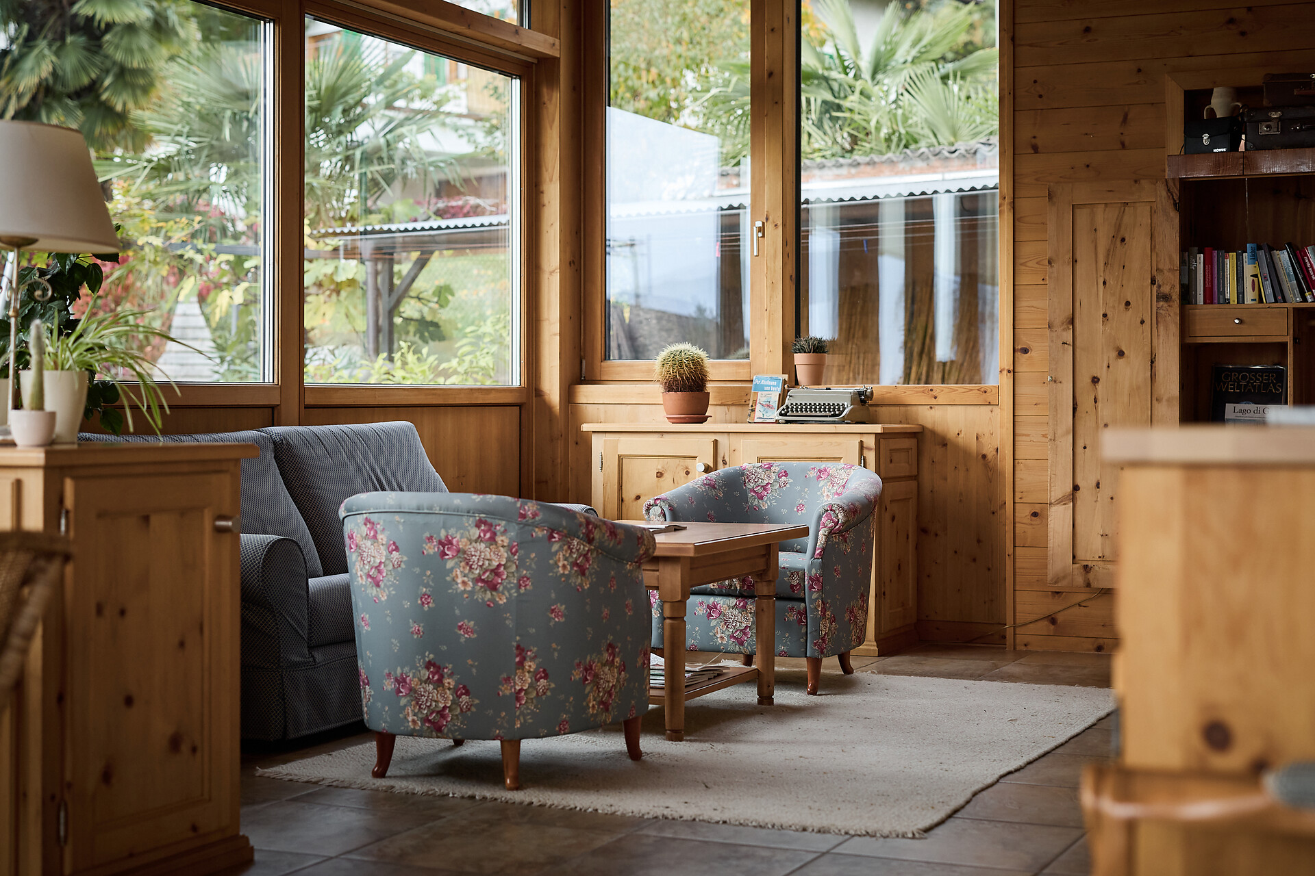 Wintergarten, 1. Stock, entspannt quatschen