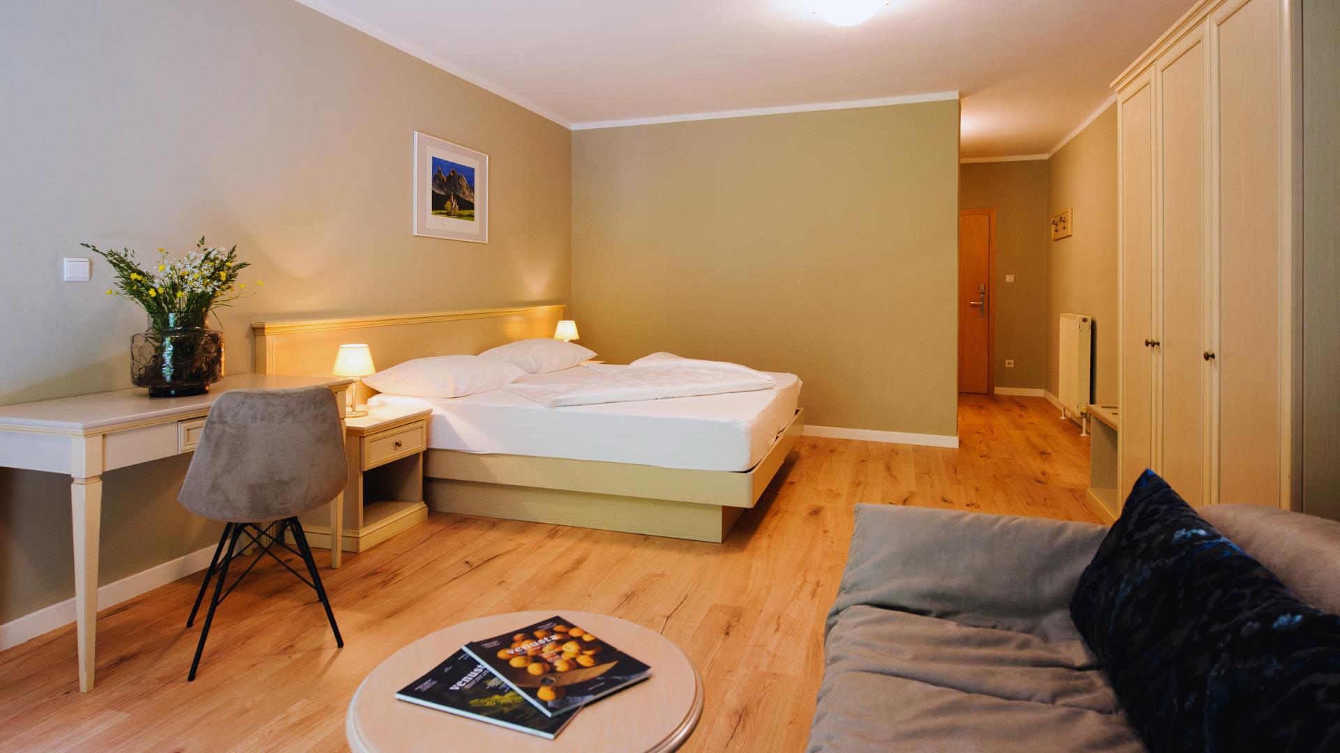 Landhotel Latscherhof Latsch/Laces 10 suedtirol.info