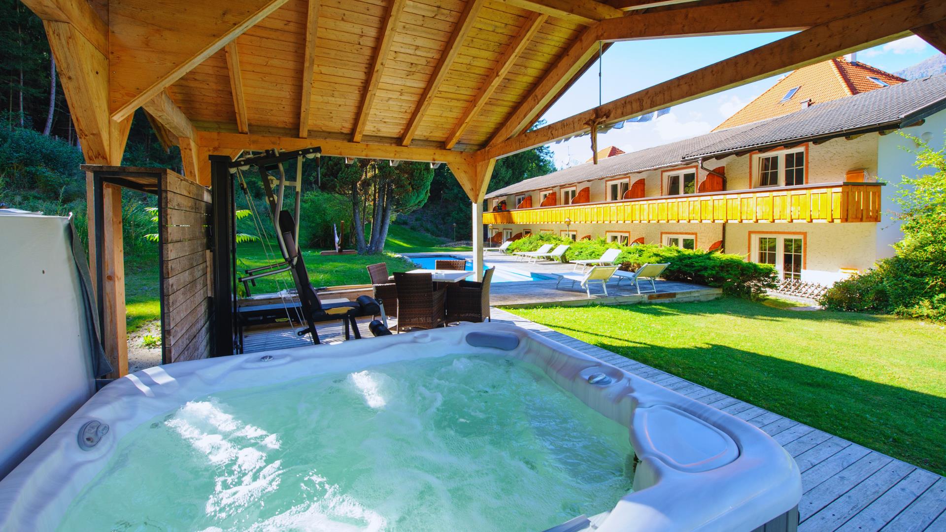 Landhotel Latscherhof Latsch/Laces 25 suedtirol.info