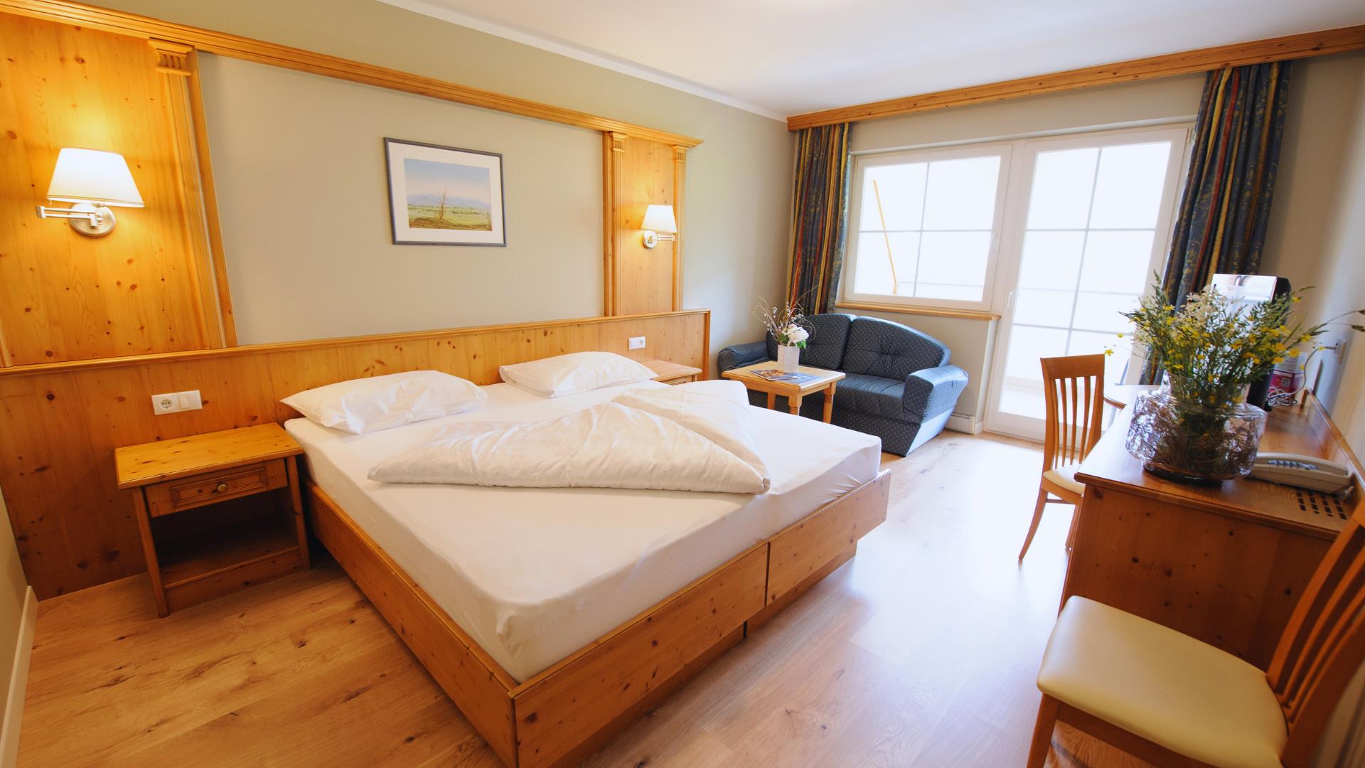 Landhotel Latscherhof Latsch/Laces 6 suedtirol.info