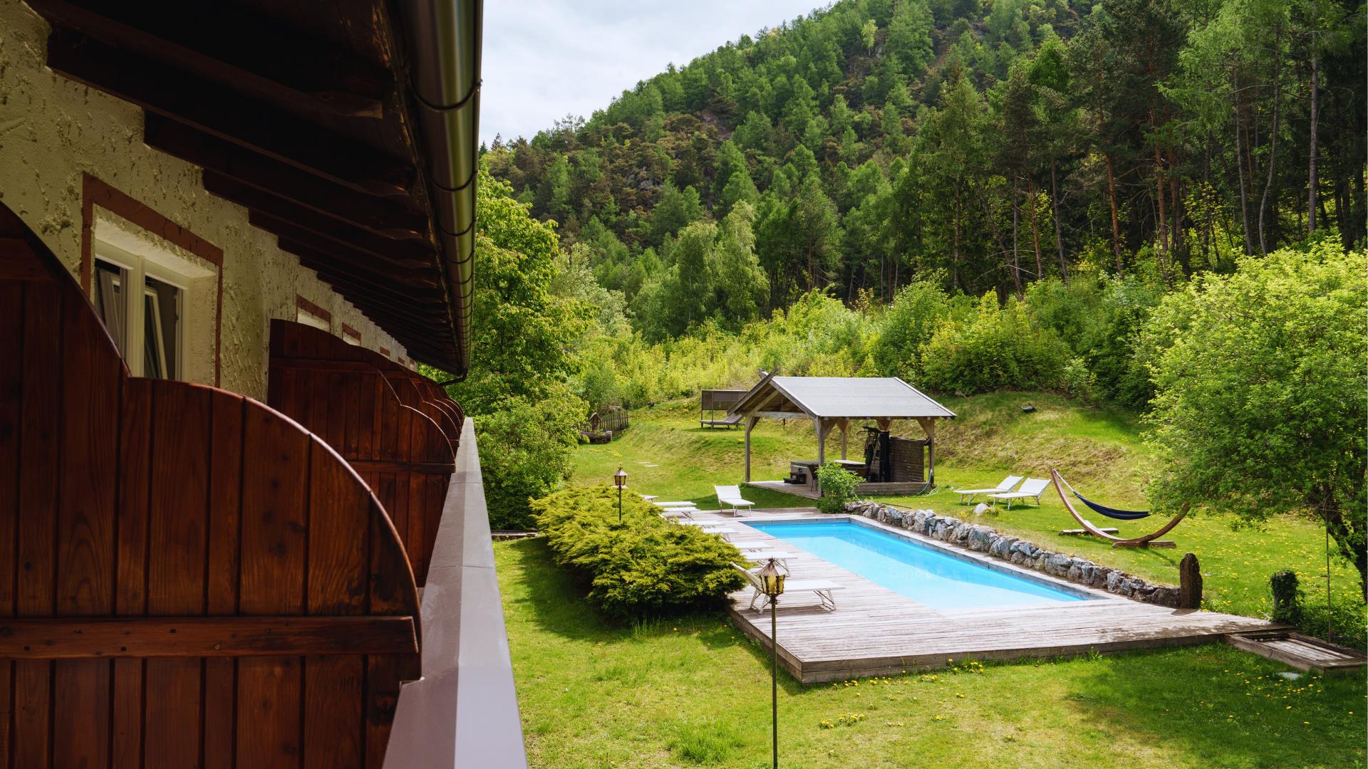 Landhotel Latscherhof Latsch/Laces 12 suedtirol.info