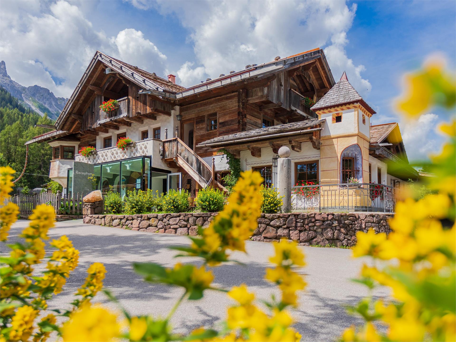 Mountain Resort Patzenfeld Sexten 1 suedtirol.info