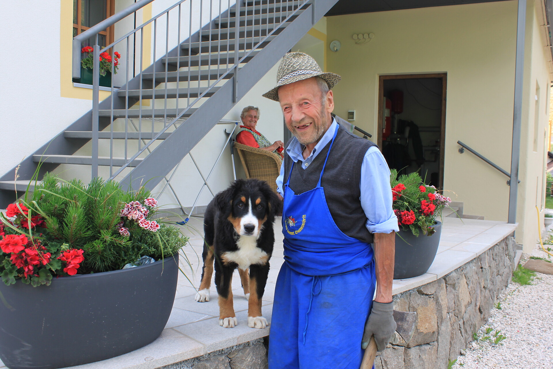 Opa Josef mit kleine Laila und Oma