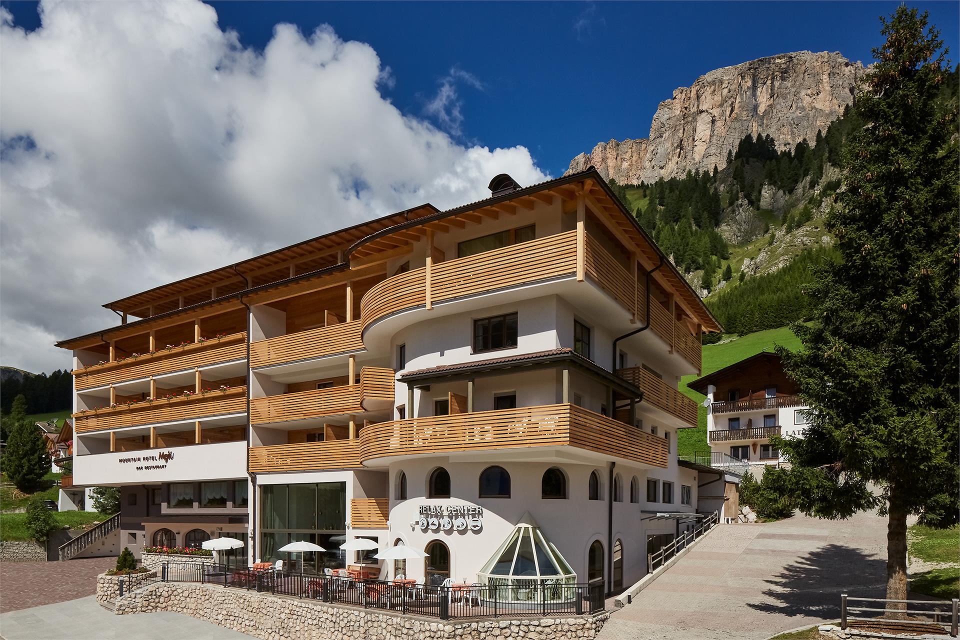 Mountain Hotel Mezdí Corvara 23 suedtirol.info