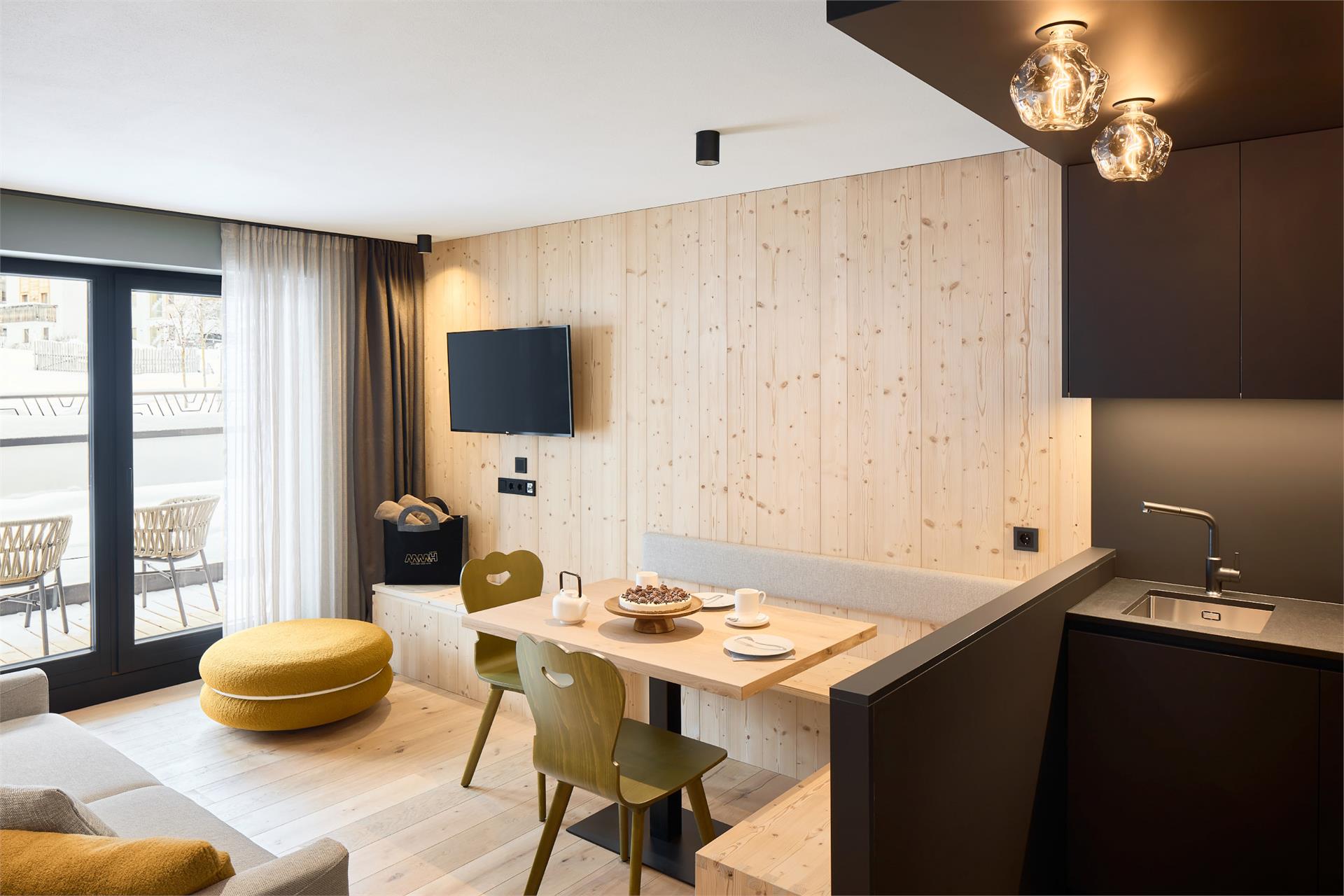 Movi Family Apart-Hotel Corvara 8 suedtirol.info