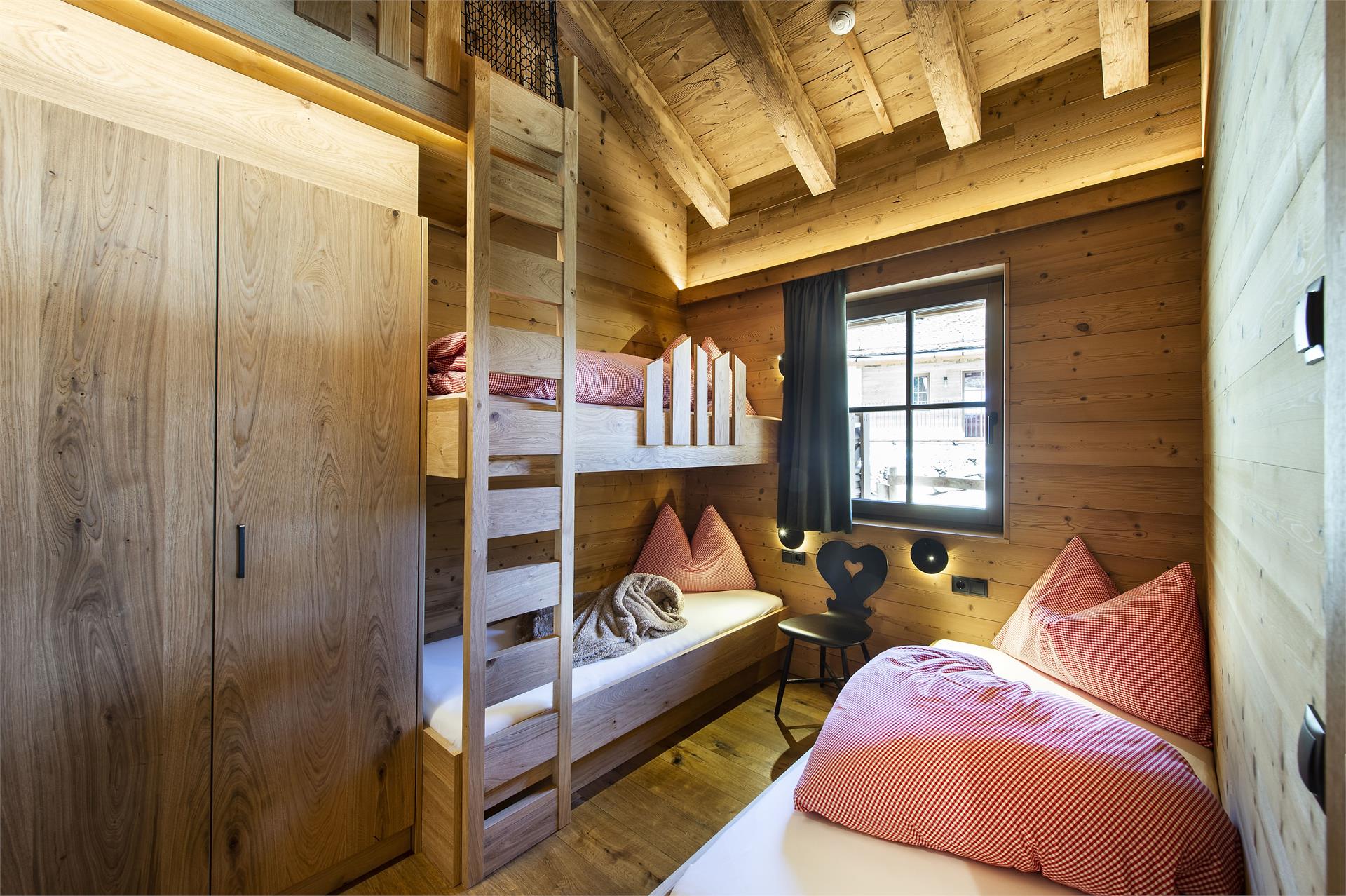 Mons Silva Private Luxury Chalets Racines 9 suedtirol.info