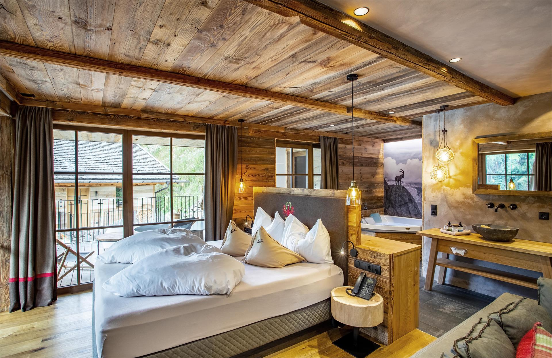Mons Silva Private Luxury Chalets Racines 7 suedtirol.info