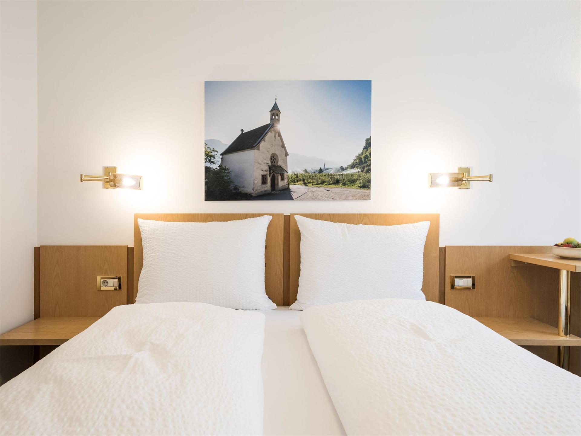 Mondschein Rooms Lana 1 suedtirol.info