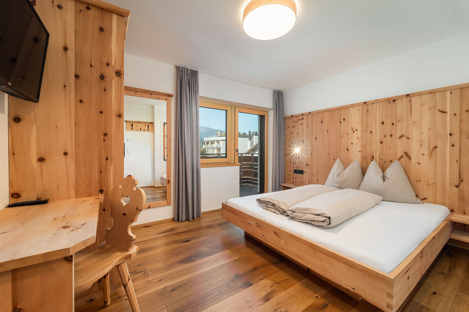 Messna Living - Dolomites Region Kronplatz/Plan de Corones - #23 - suedtirol.info