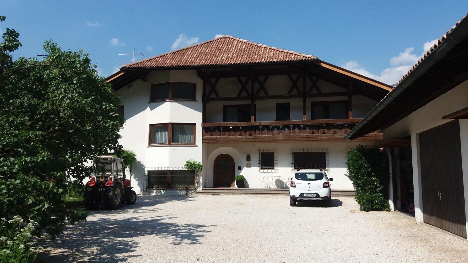 Mittelbergerhof Terlano 3 suedtirol.info
