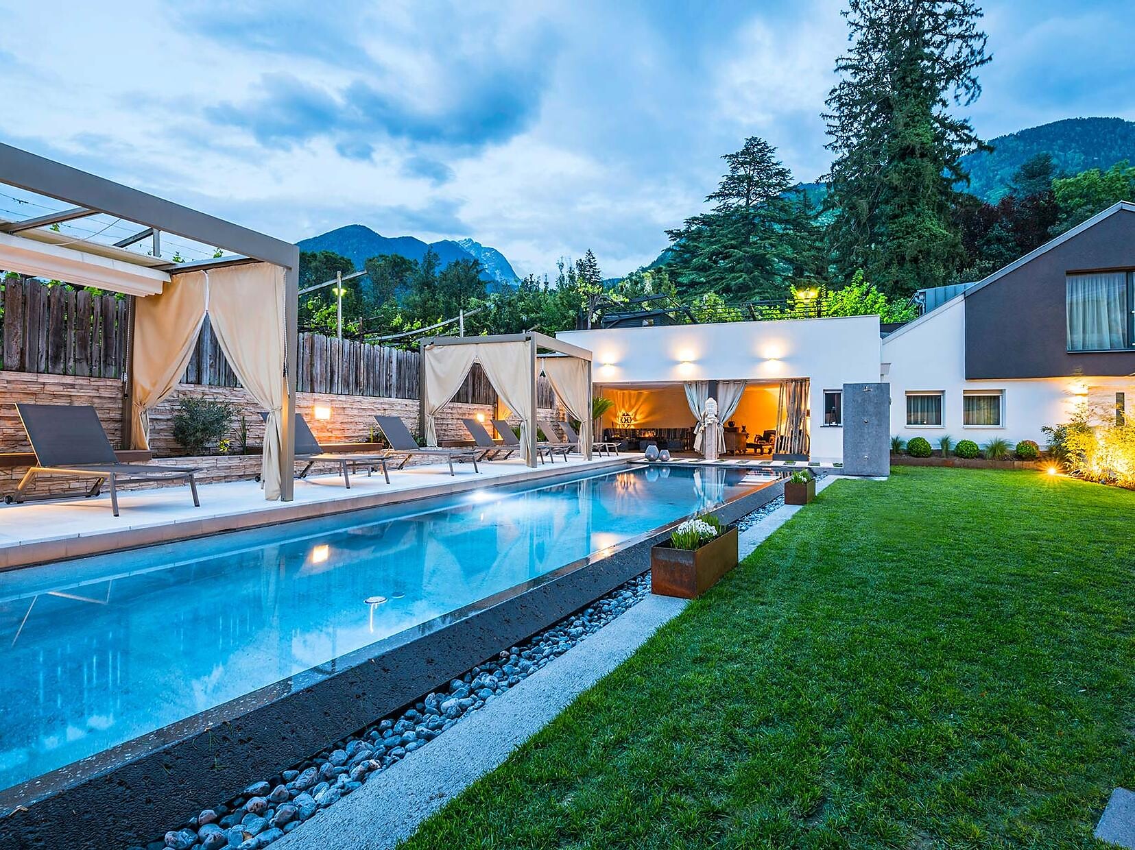 merangardenvilla