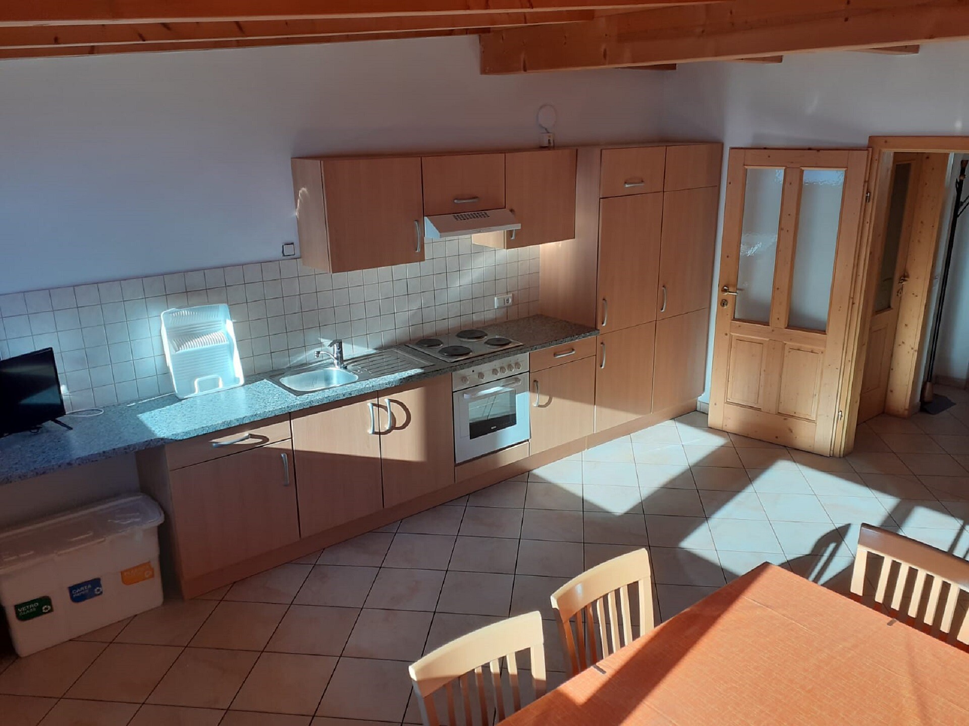 fully equipped kitchen