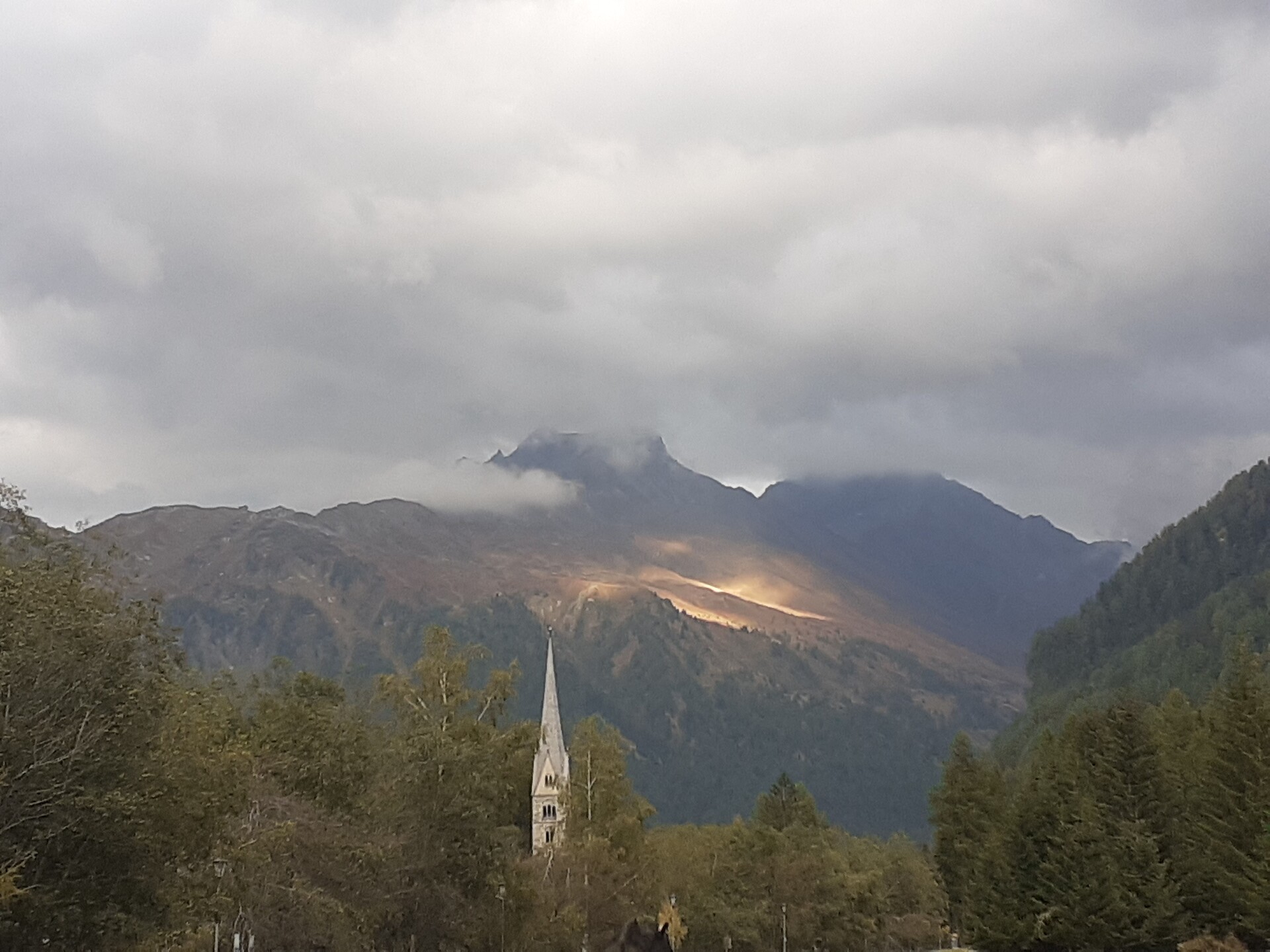 autumnal view of the valley