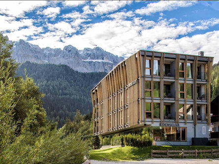 Mountain Design Hotel Eden Selva Wolkenstein 1 suedtirol.info