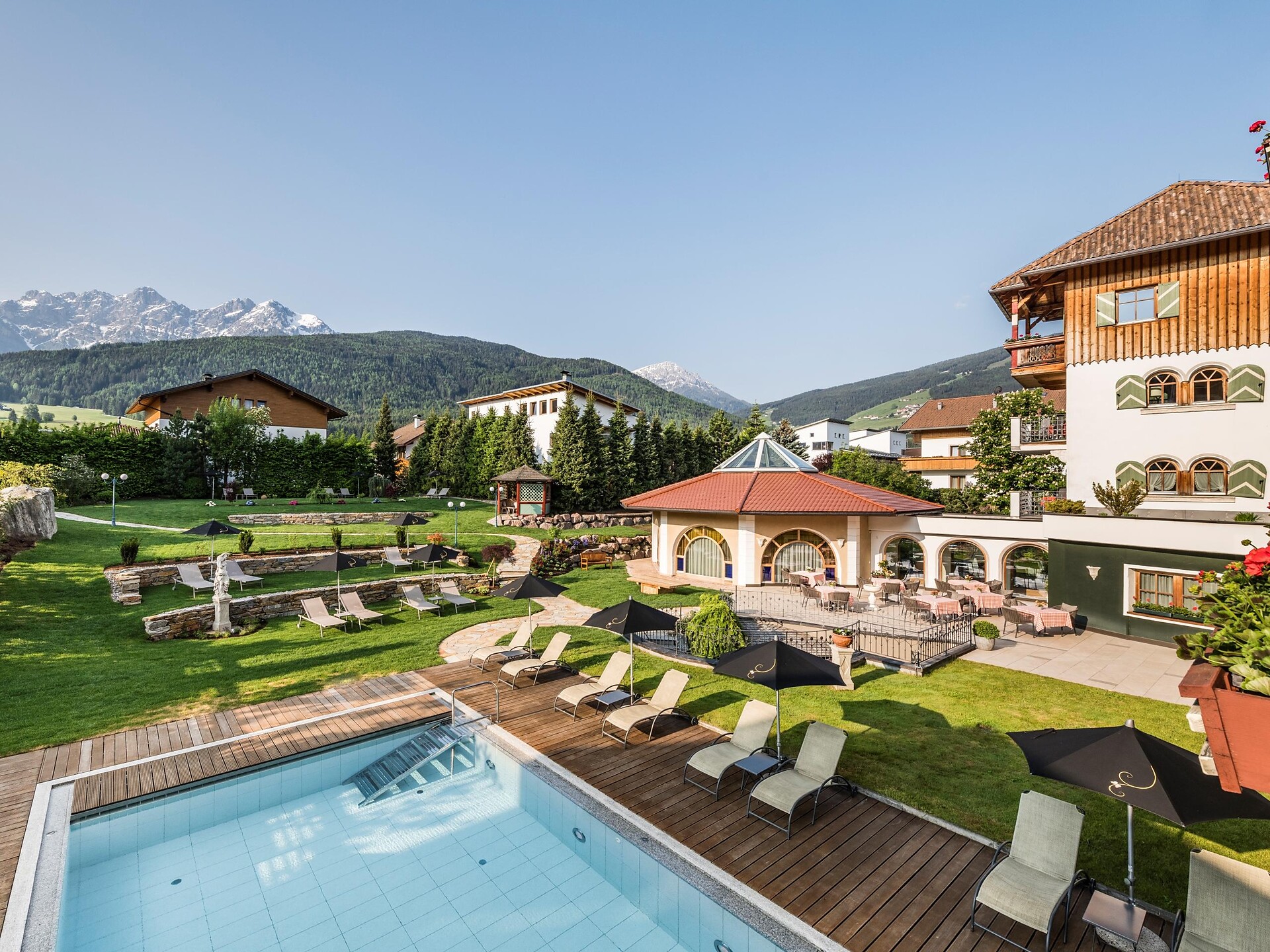 Mirabell Dolomites Hotel . Luxury . Ayurveda & Spa Valdaora 1 suedtirol.info