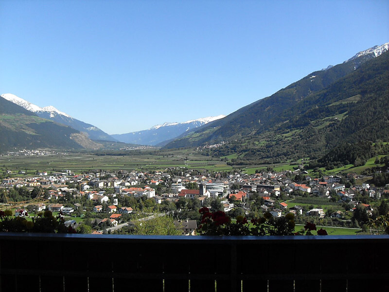 Beautiful view to Prato allo Stelvio, Oris and Cengles