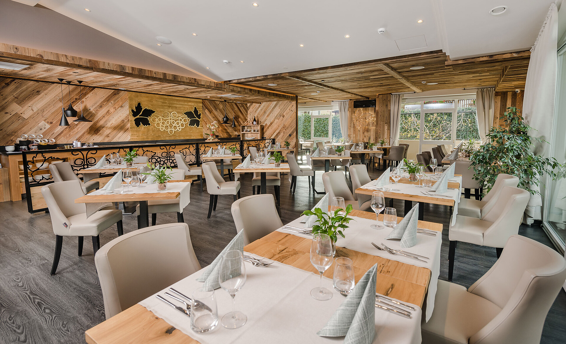 MONDI Hotel Tscherms Cermes 29 suedtirol.info