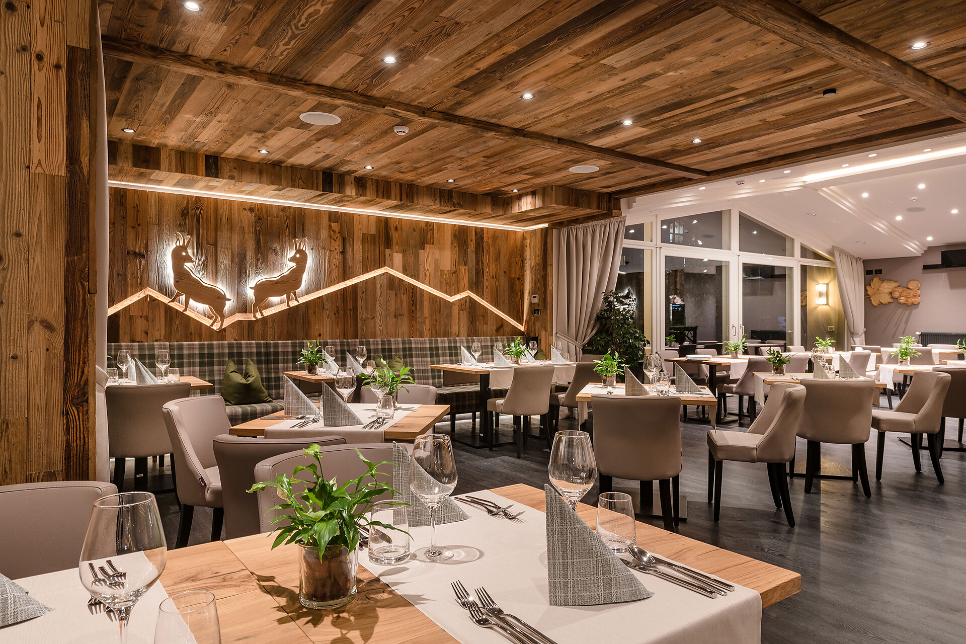 MONDI Hotel Tscherms Cermes 28 suedtirol.info