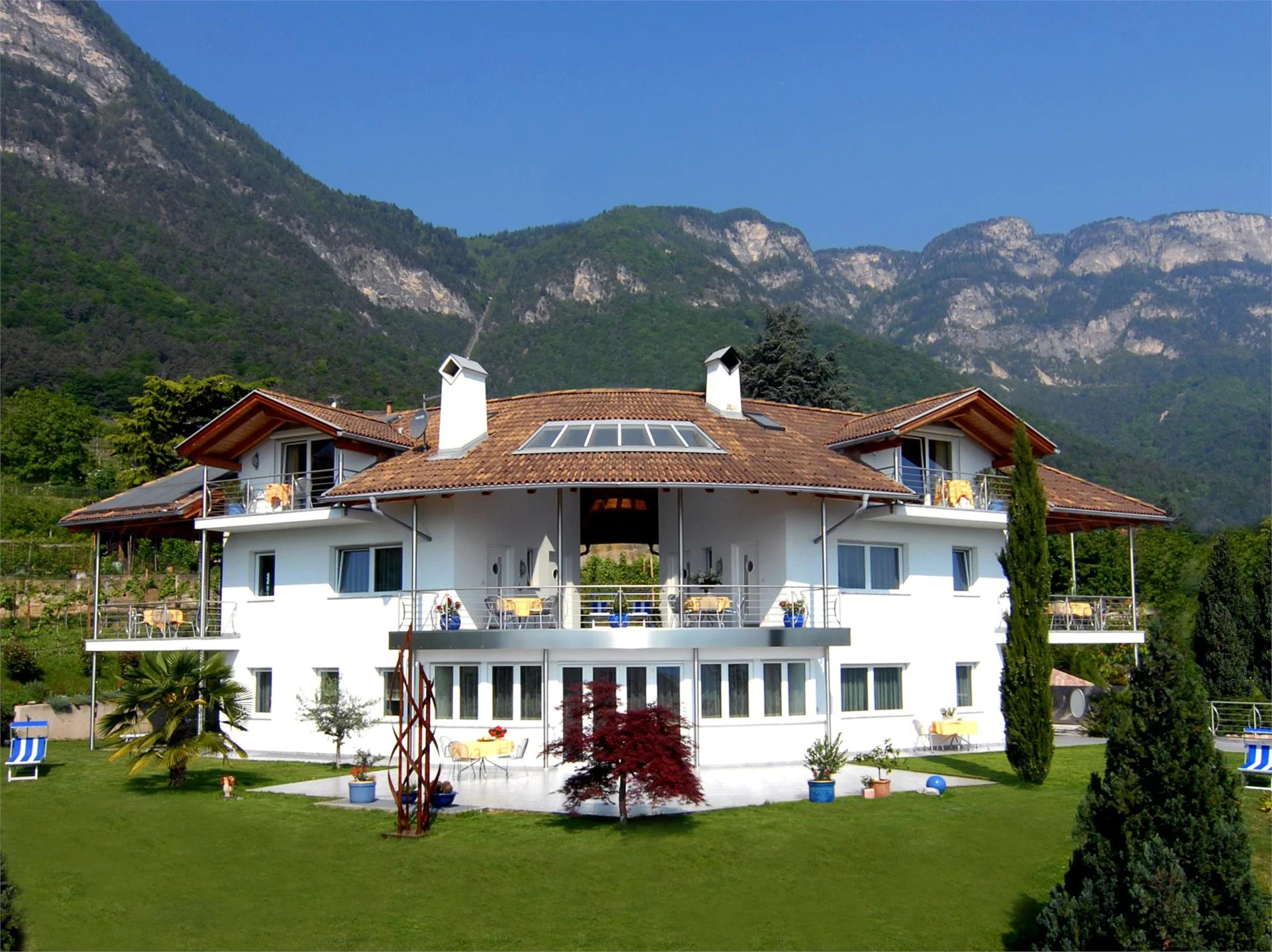 Millenniumshof Caldaro sulla Strada del Vino 1 suedtirol.info