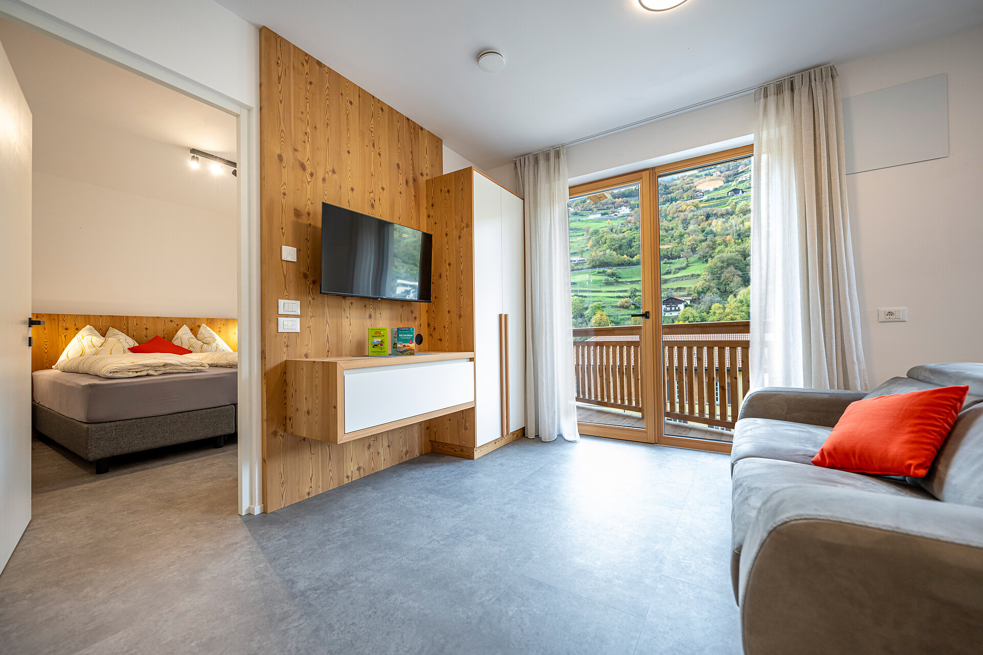 Apartments No 10