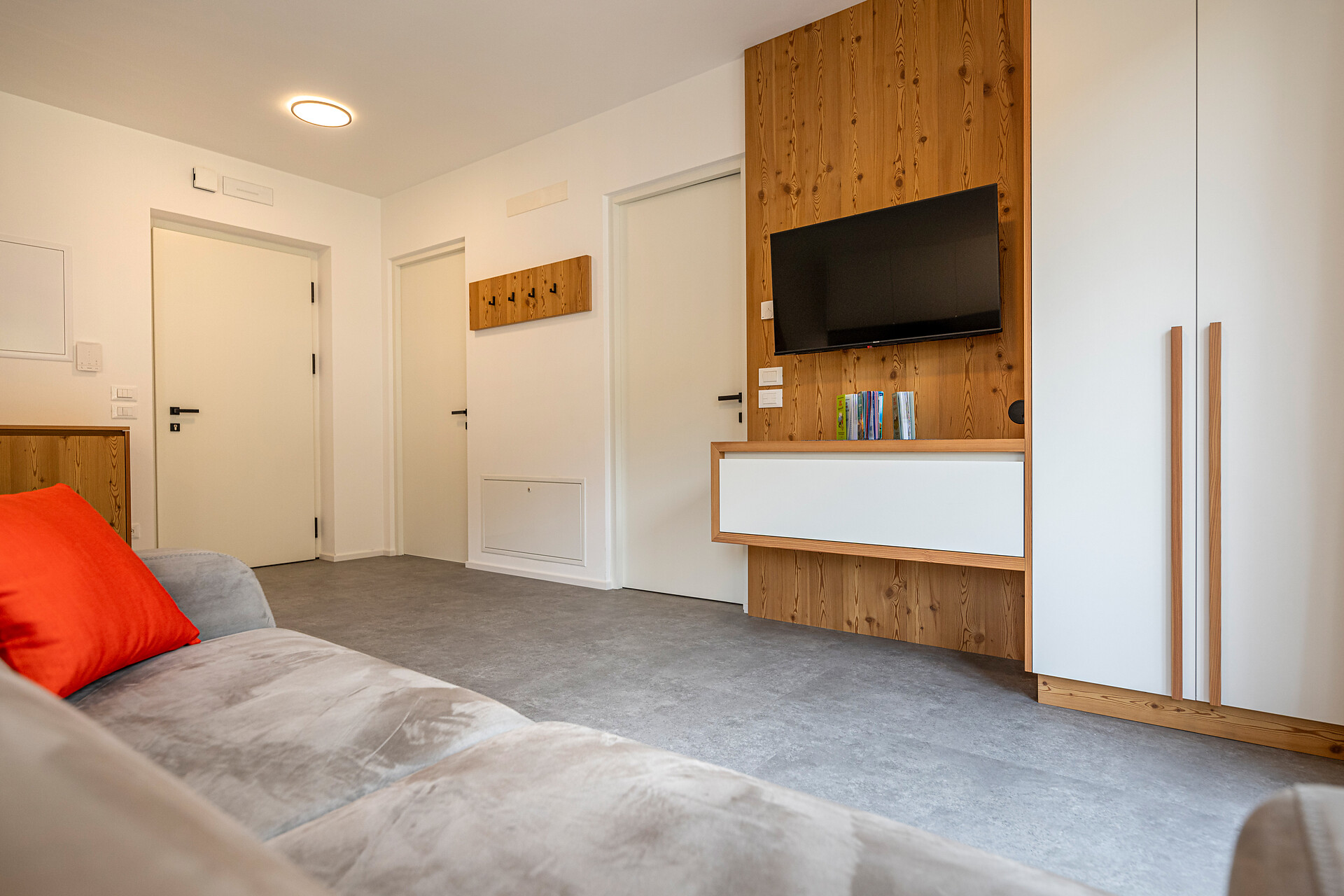 Apartments No 10