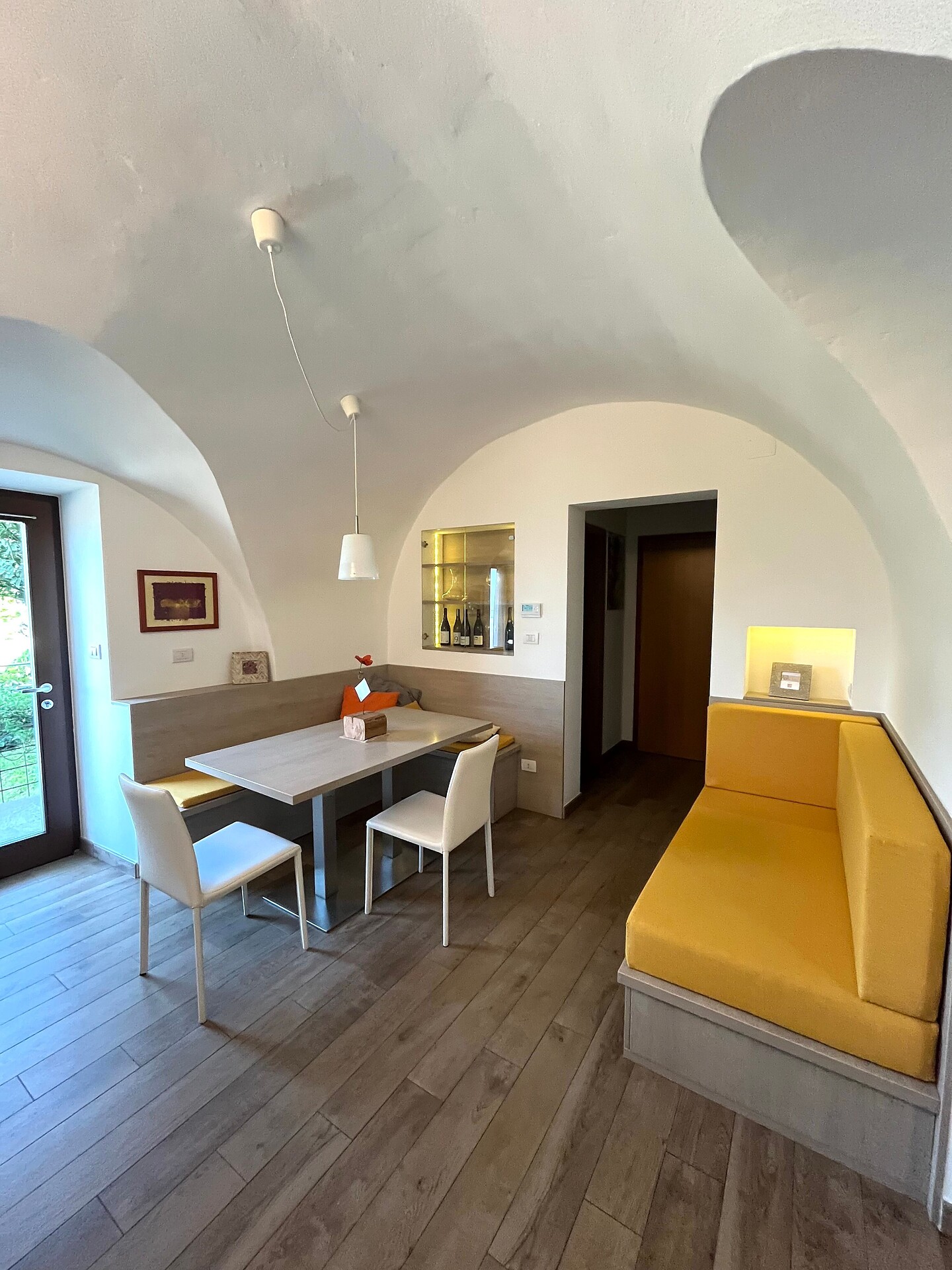 kitchen, livingroom