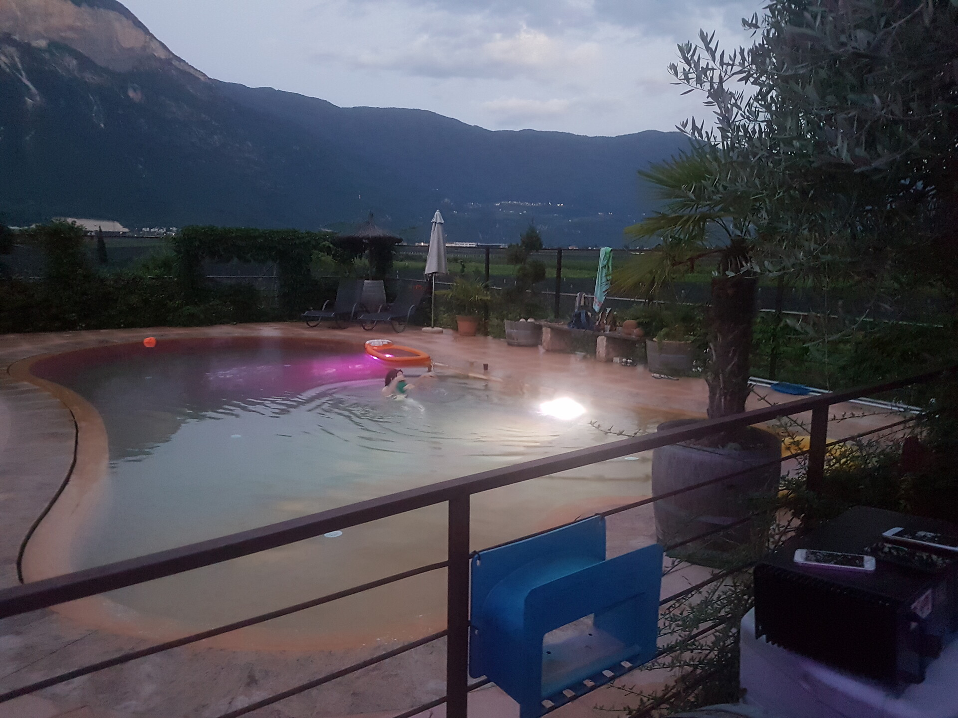 Pool 4