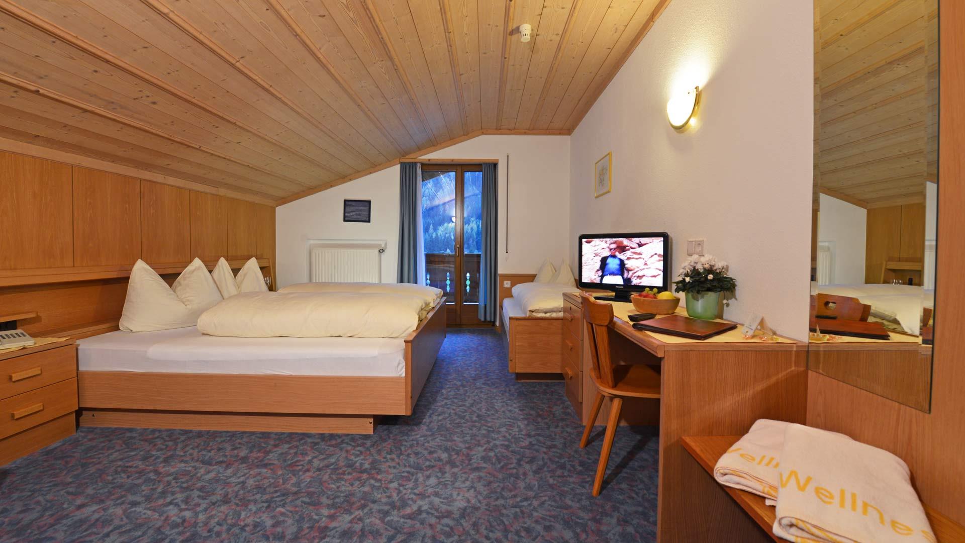 Naturhotel Haller Racines 12 suedtirol.info