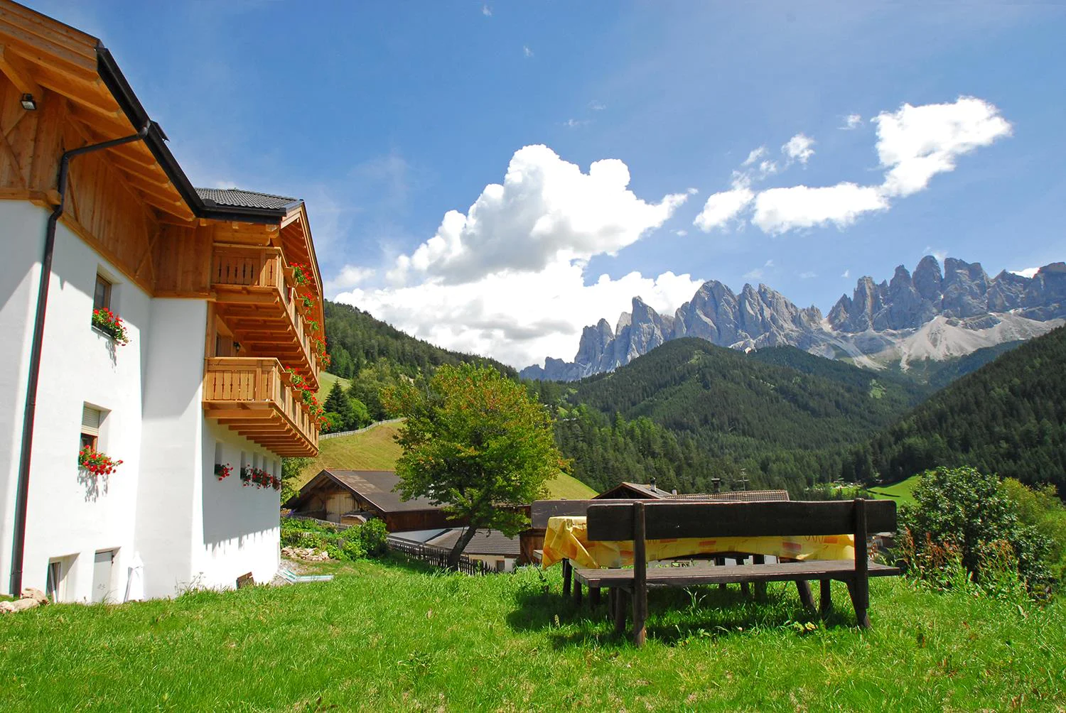 Oberkantiolhof Funes 4 suedtirol.info