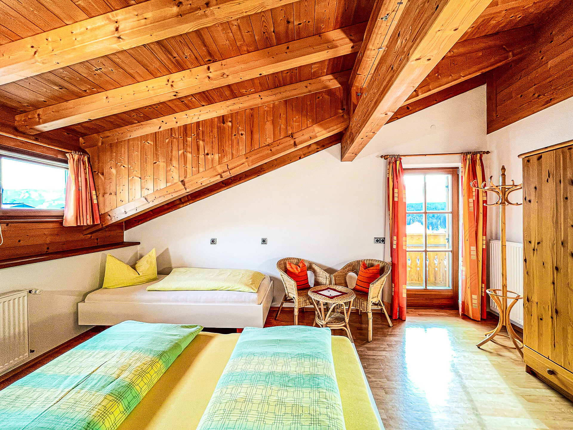 Zimmer mit drei Betten