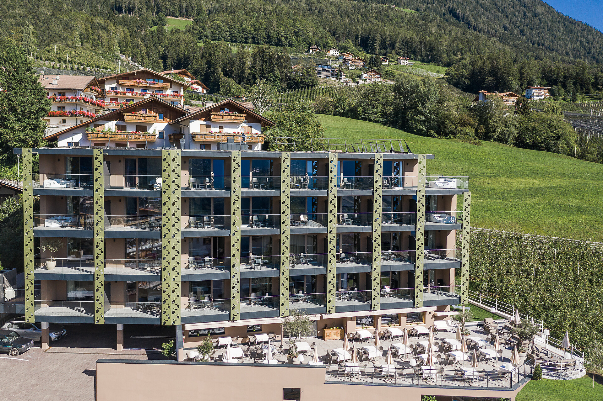 Oliven & Genuss Hotel Hirzer