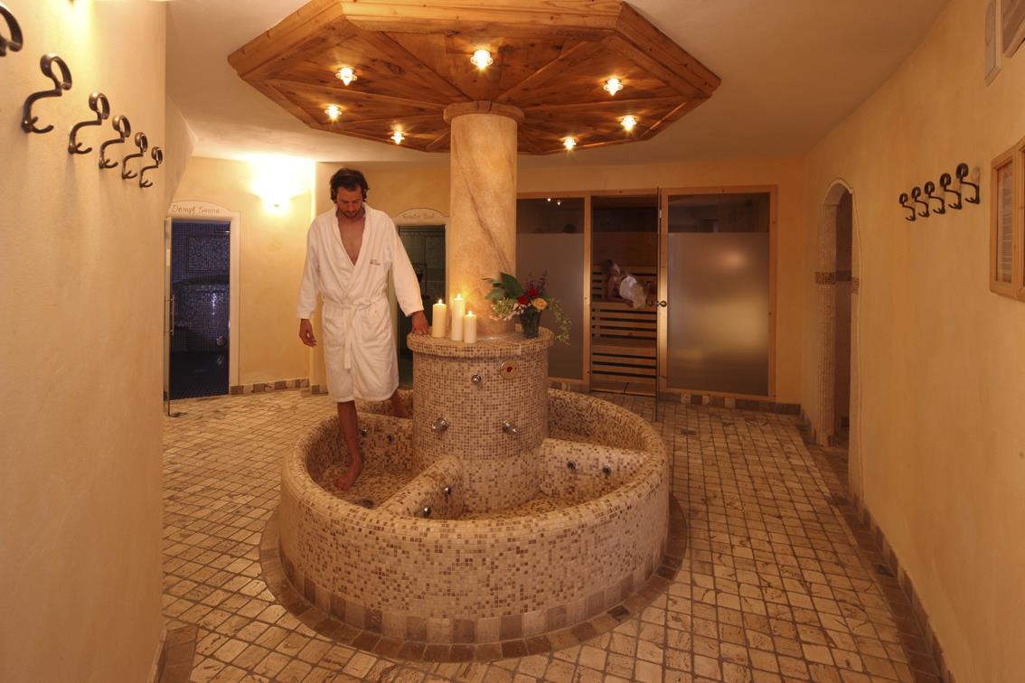 Only Adults Hotel Grafenstein Schenna 8 suedtirol.info
