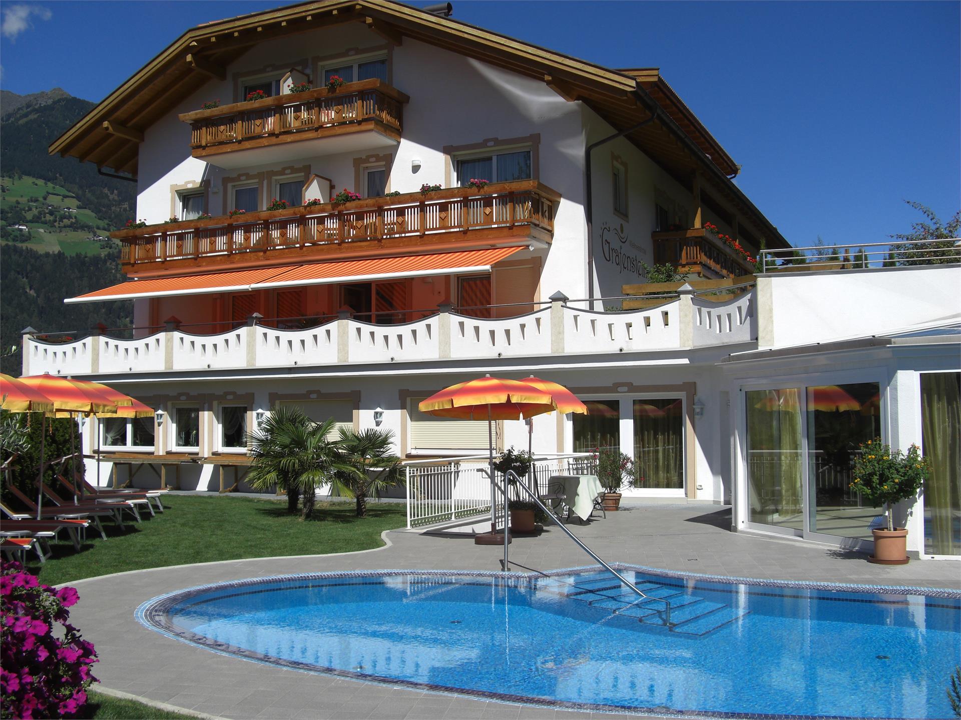 Only Adults Hotel Grafenstein Schenna 1 suedtirol.info