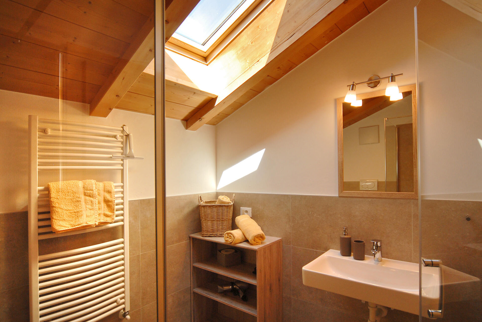Ferienwohnung Lukas Bad mit Dusche und Wc