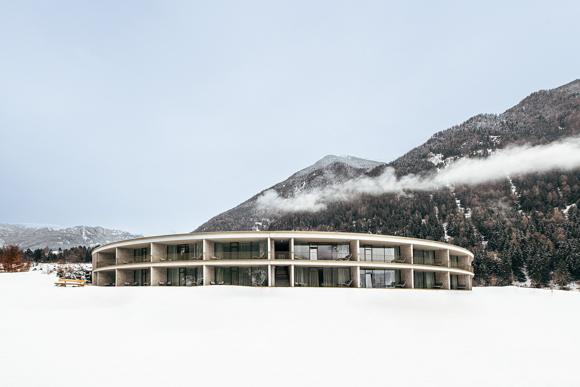 OLM Nature Escape/Konistudios