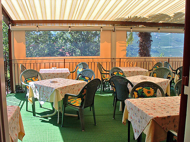 Pension Planta terrace