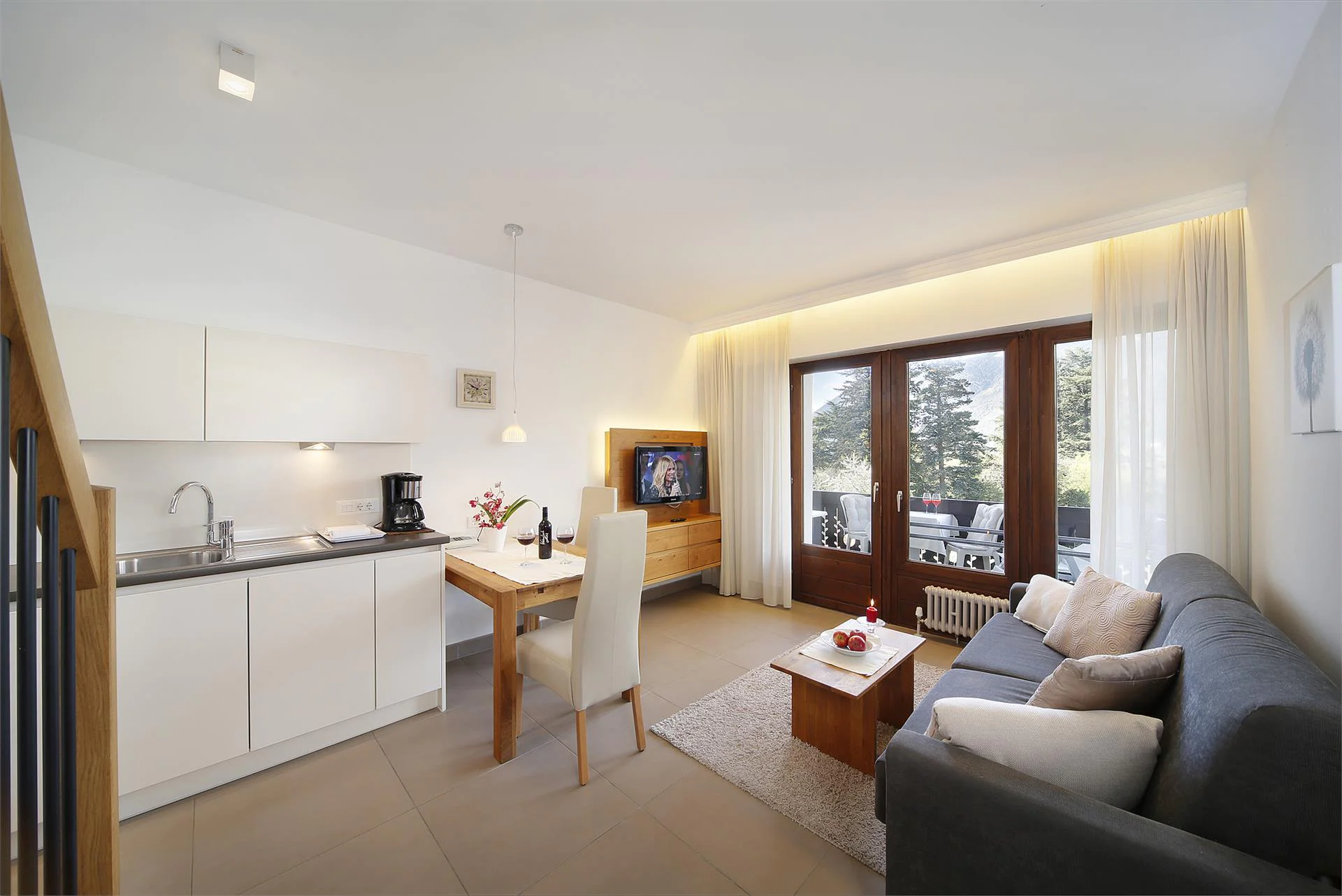 Pension Appartements Riedingerhof Meran/Merano 3 suedtirol.info