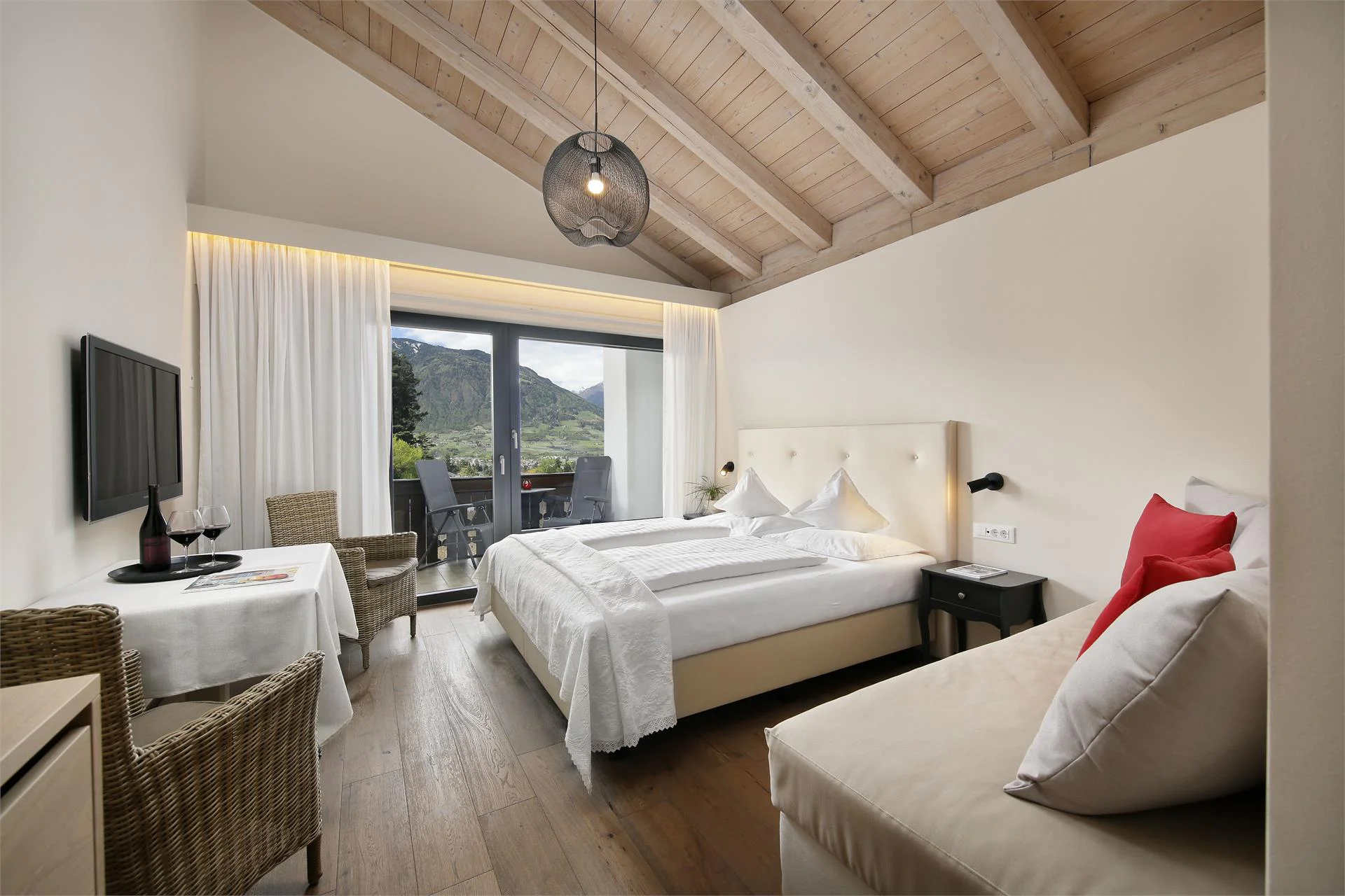 Pension Appartements Riedingerhof Meran/Merano 24 suedtirol.info