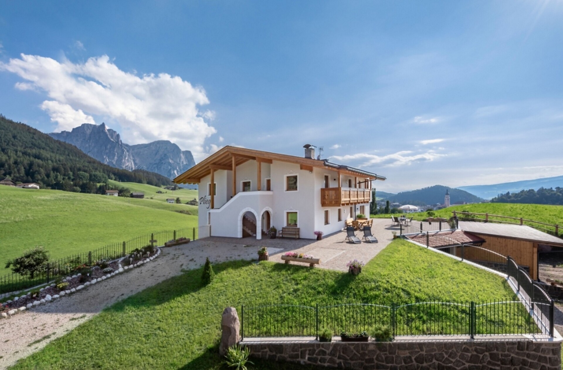 Farmhouse Plieg