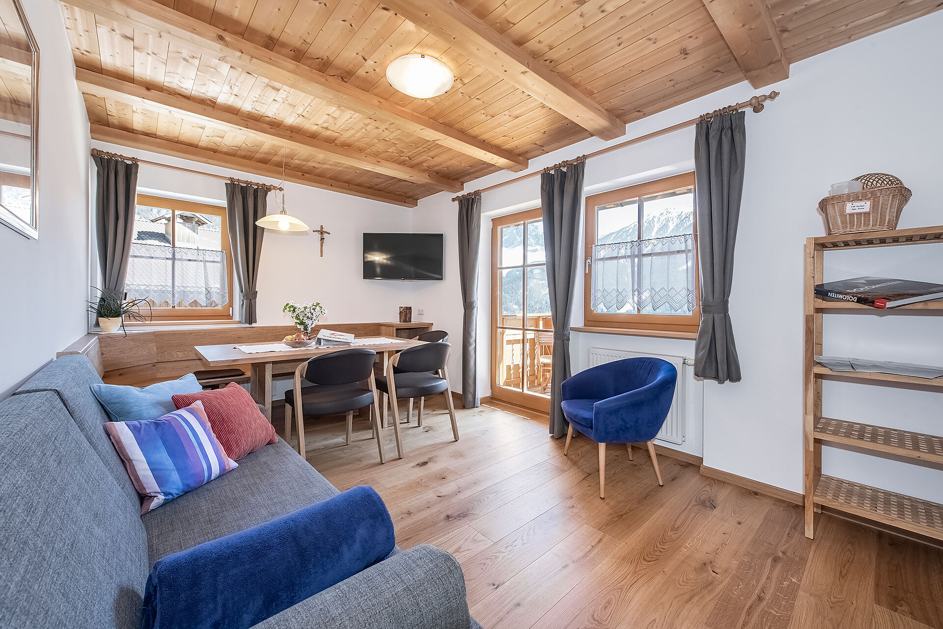 living room apartment Peitler