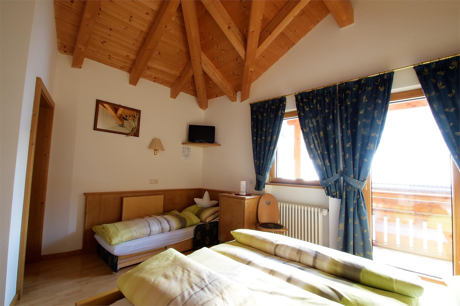 Pension Mirandola Corvara 3 suedtirol.info