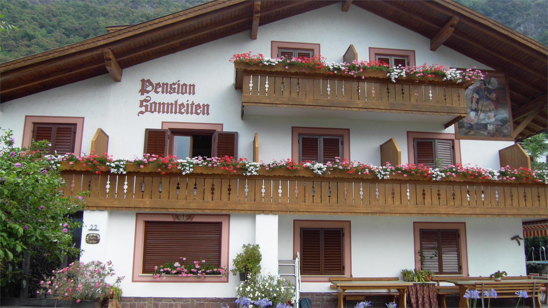 Pension Sonnleiten Burgstall 3 suedtirol.info