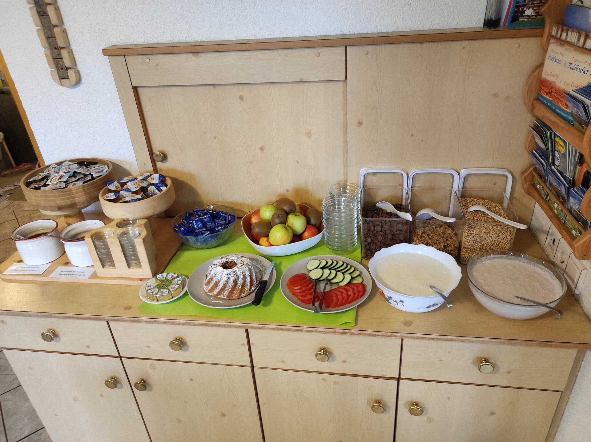 Breakfast buffet