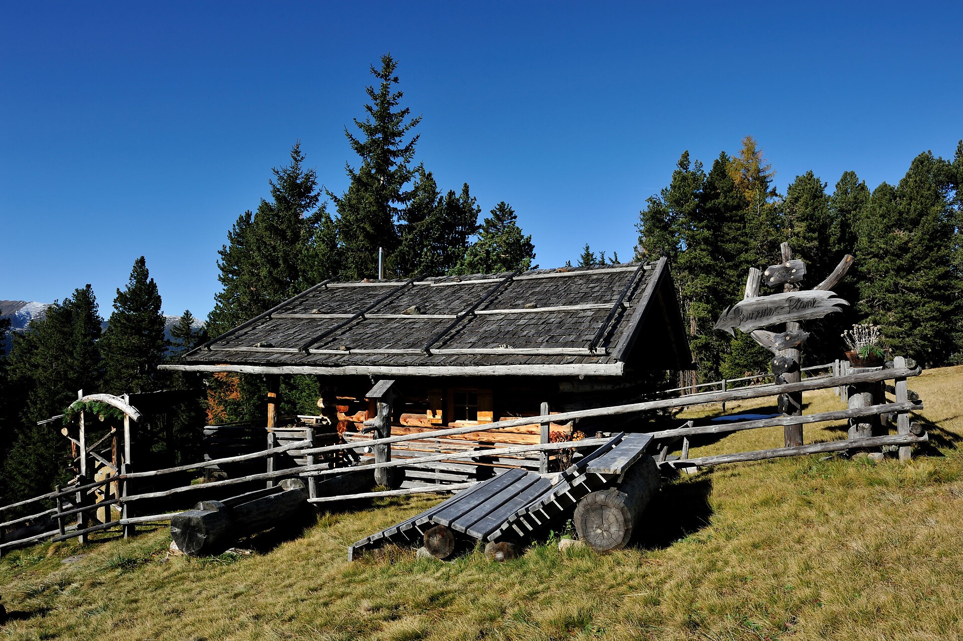 hut