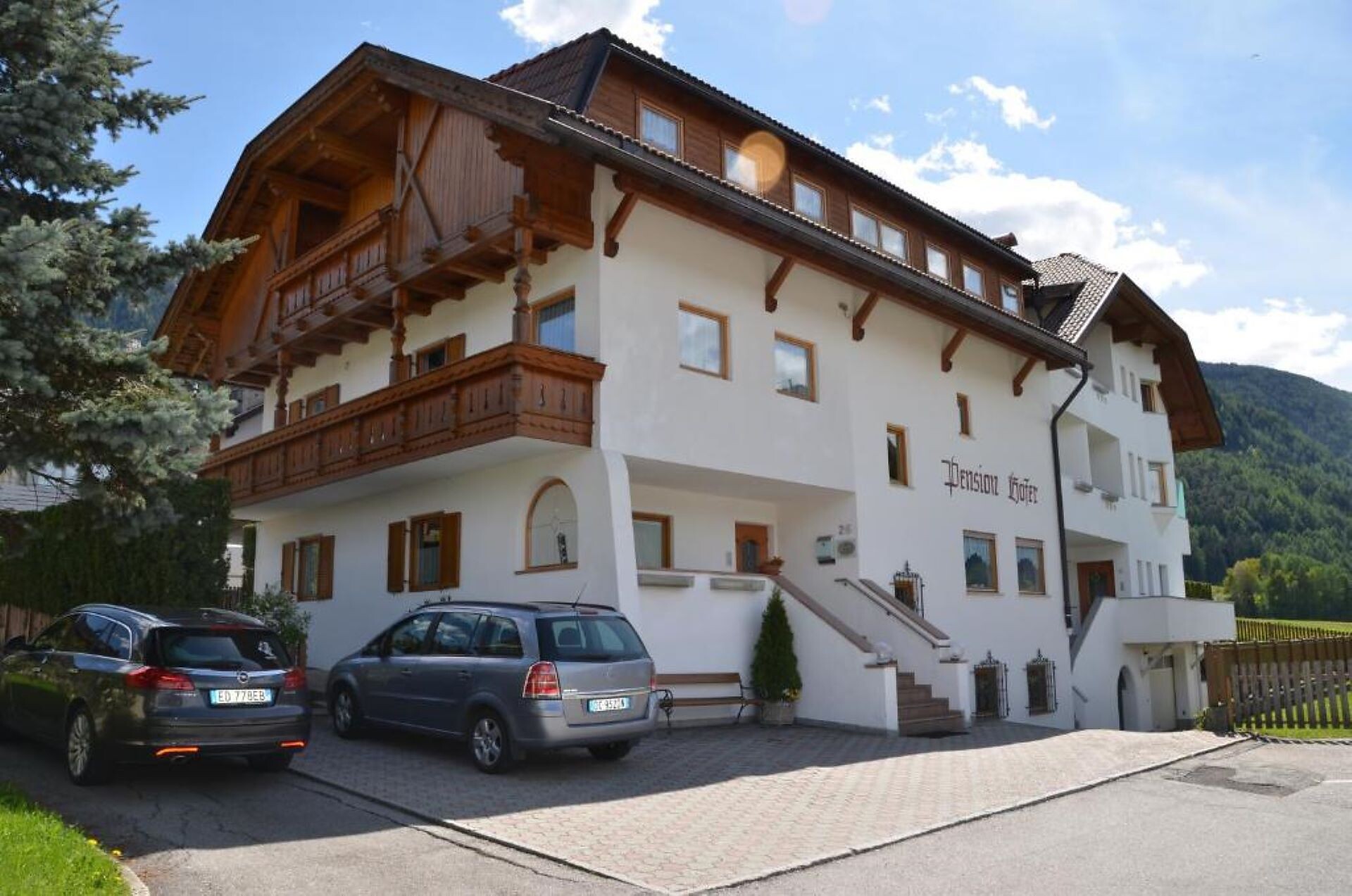 Pension Hofer San Lorenzo di Sebato 1 suedtirol.info