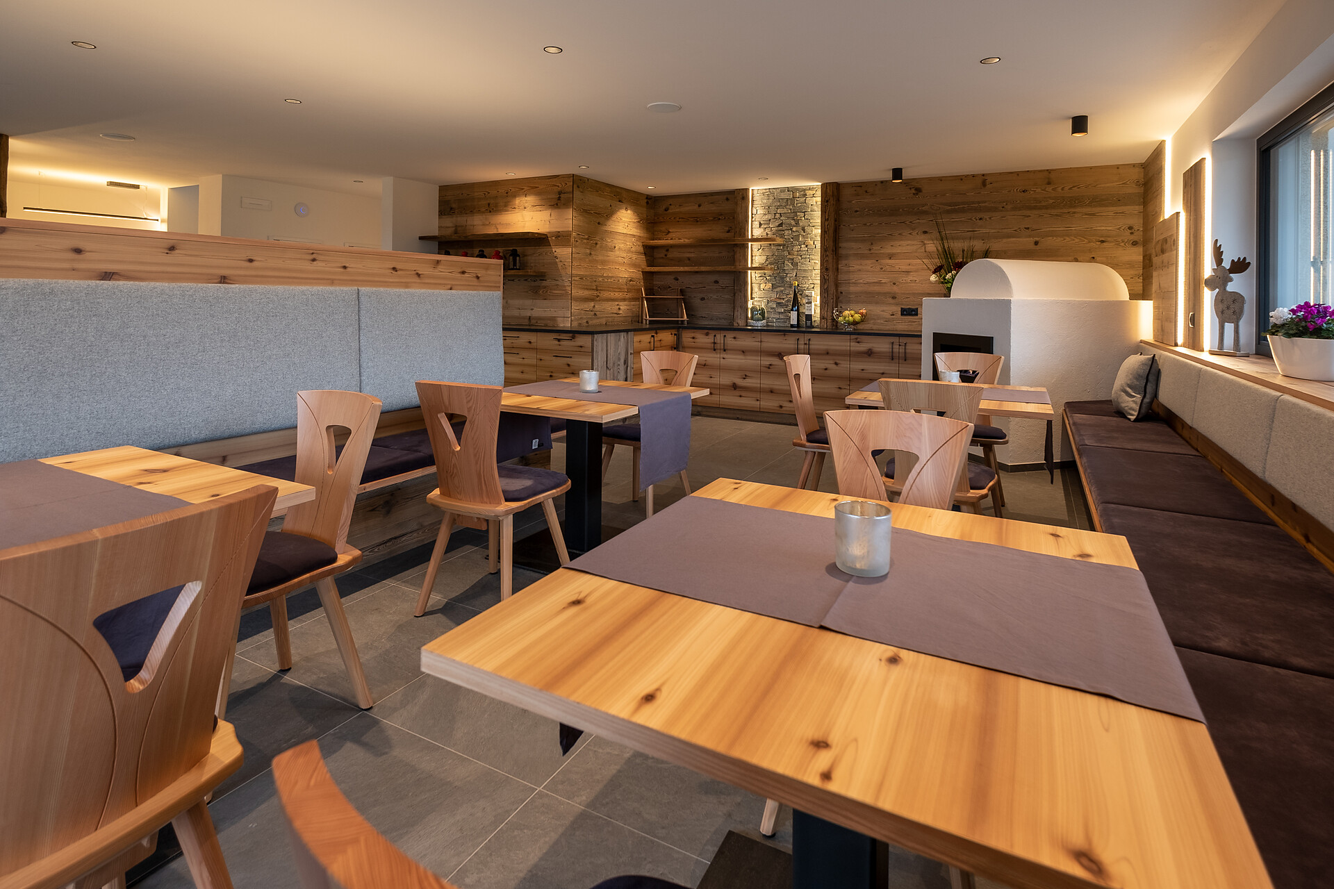 Breakfast room