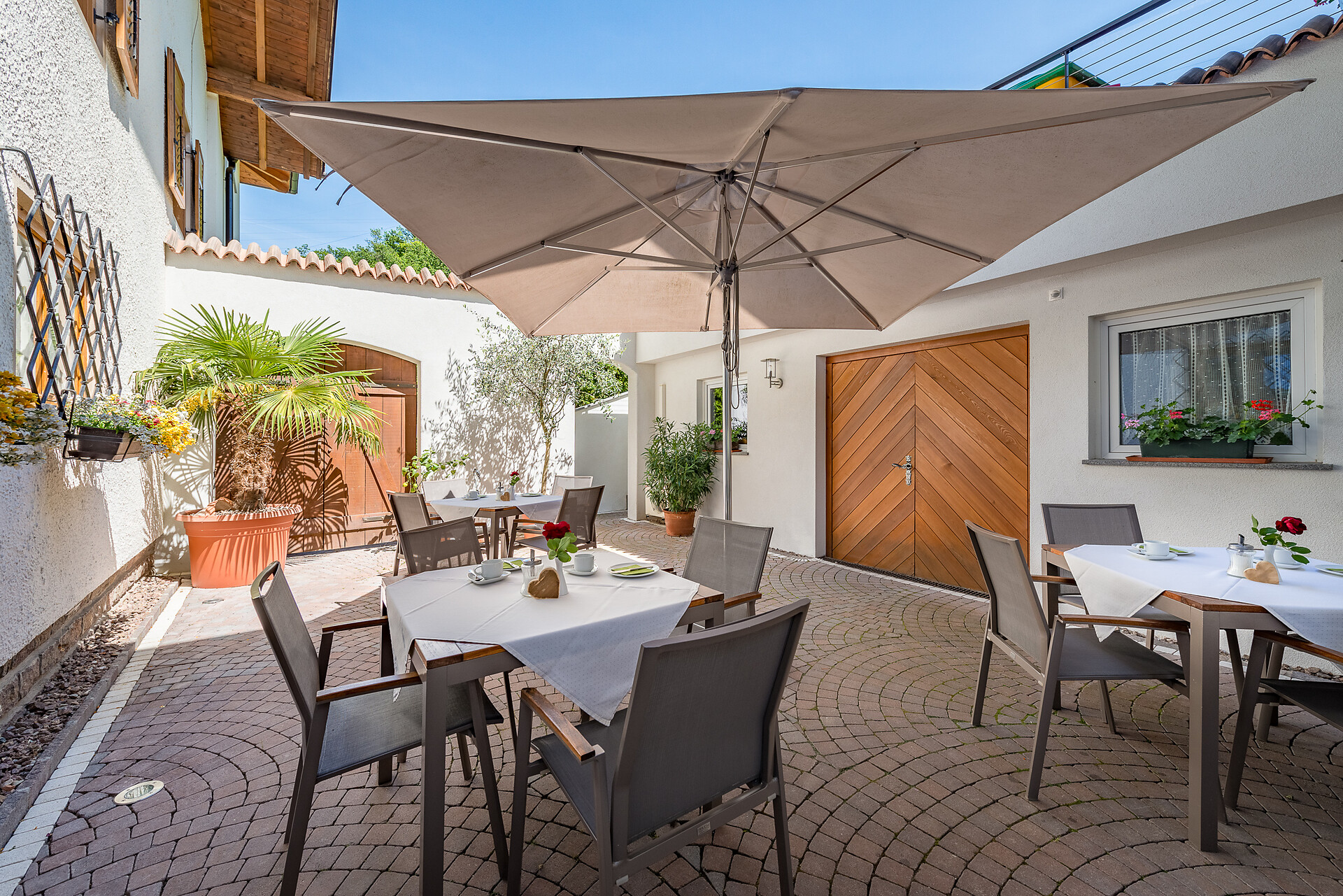 Pension Etschblick Eppan an der Weinstraße 18 suedtirol.info