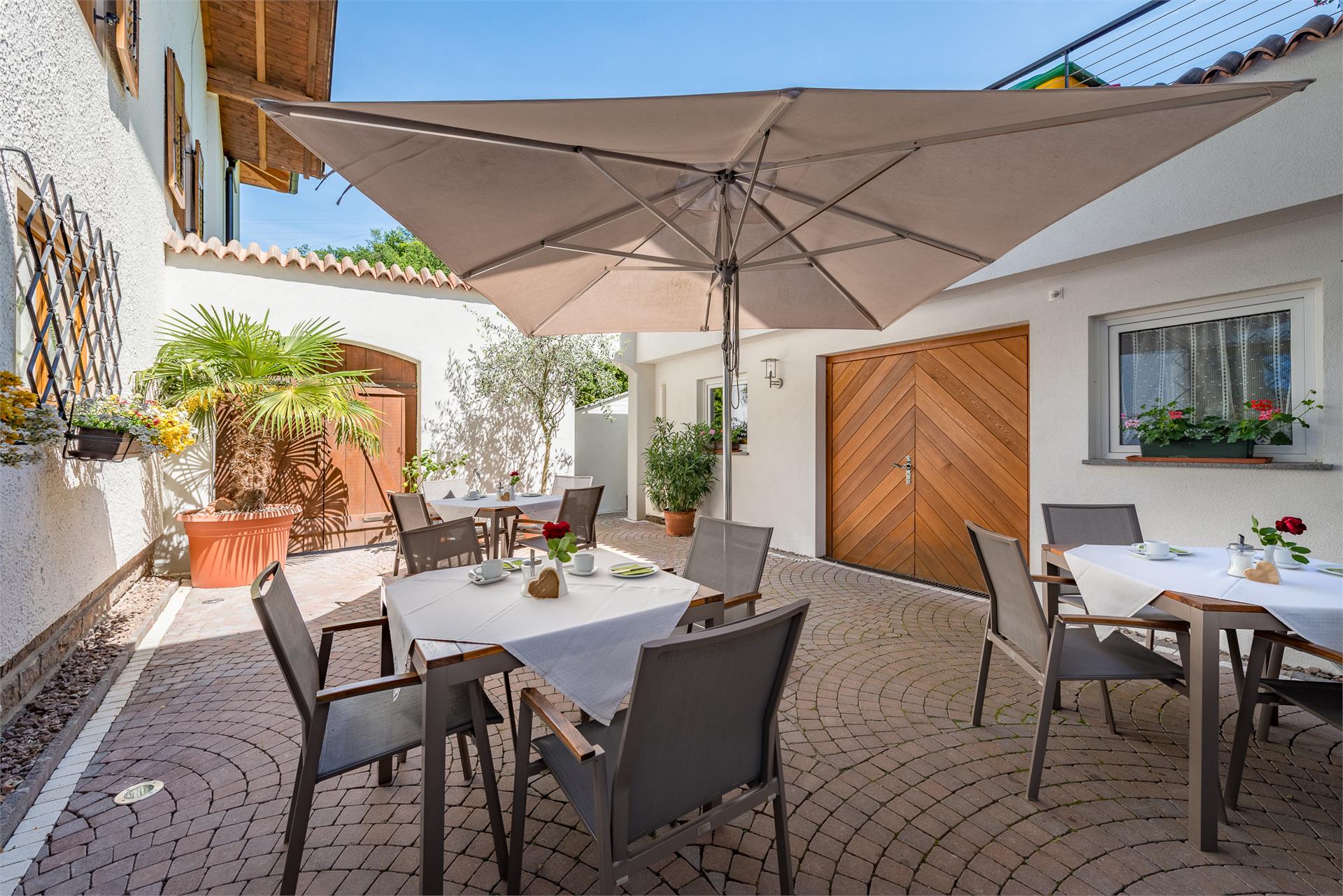 Pension Etschblick Eppan an der Weinstaße/Appiano sulla Strada del Vino 18 suedtirol.info